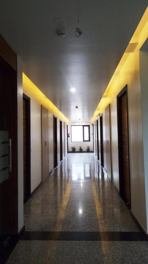 Alankrita Suites & Party Halls Meerut Extérieur photo