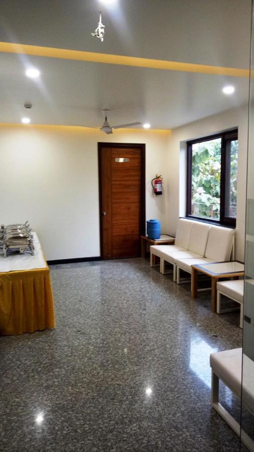 Alankrita Suites & Party Halls Meerut Extérieur photo