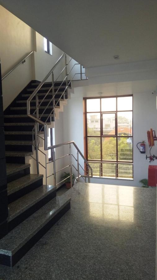 Alankrita Suites & Party Halls Meerut Extérieur photo